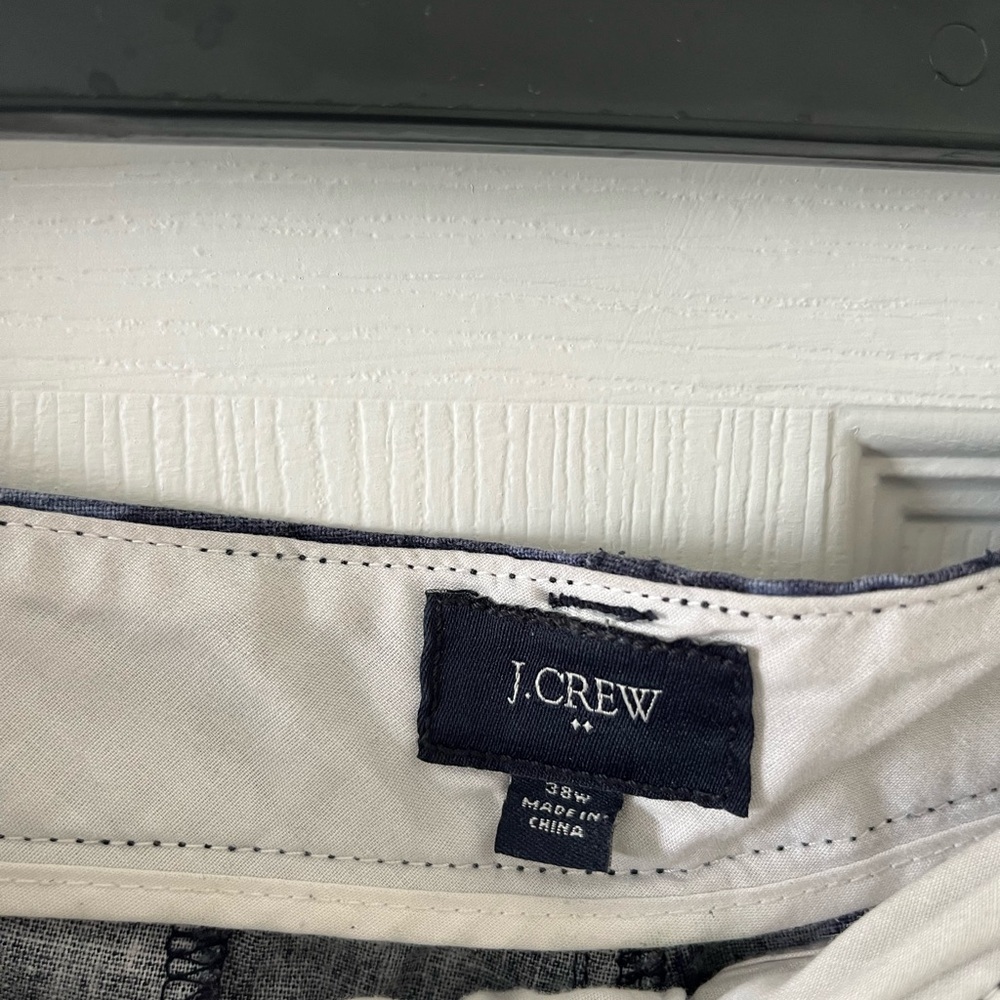J. Crew Navy Leaf Print Men's Shorts - Picture 5 of 5